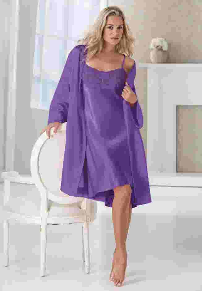 The Luxe Satin Short Peignoir Set image number 5