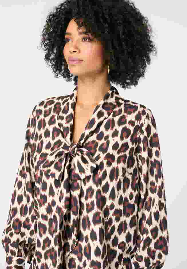 Long Sleeve Bow Blouse image number 3