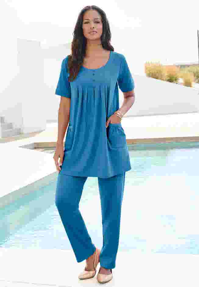 Two Pocket Soft Knit Tunic image number 0