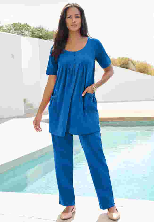 Plus Size Two Pocket Soft Knit Tunic Top image number 0