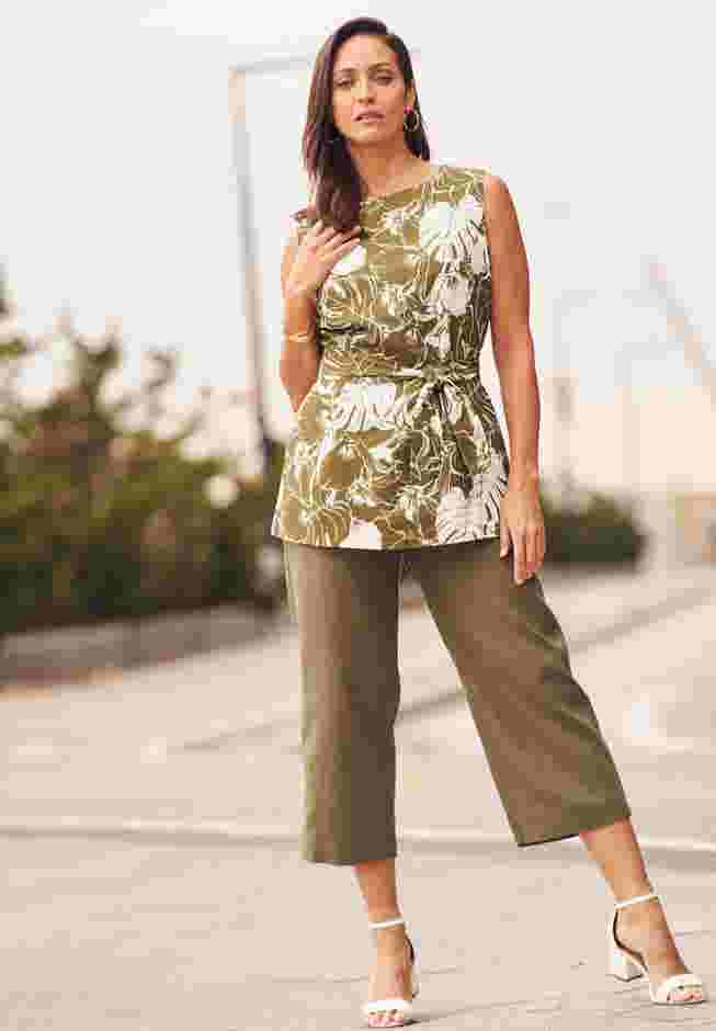 2-Piece Linen Capri Set image number 0