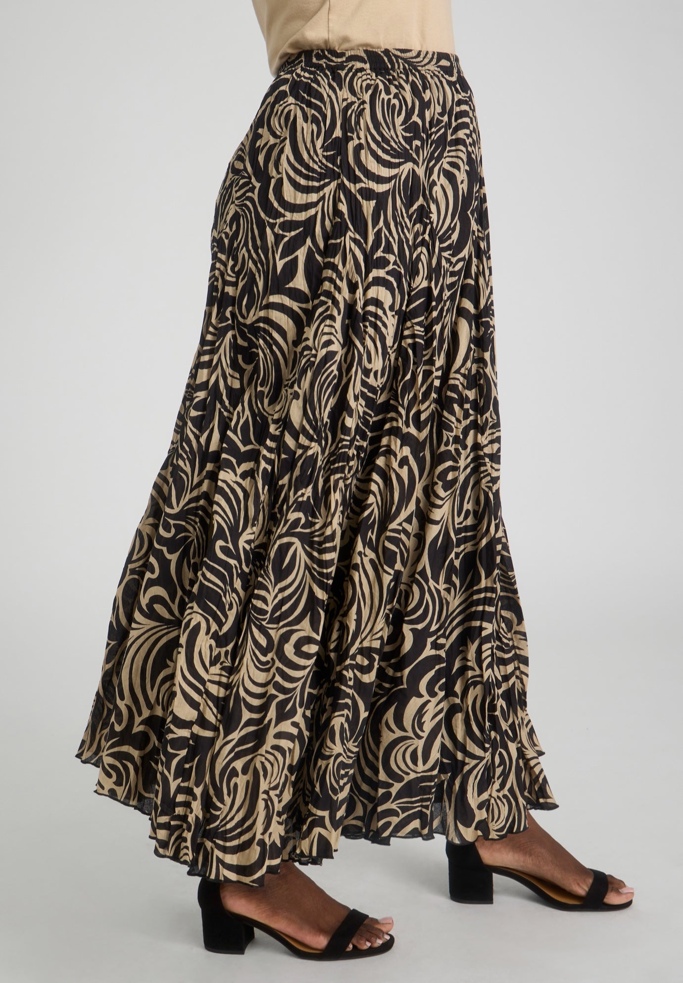 Flowing Crinkled Maxi Skirt image number 2