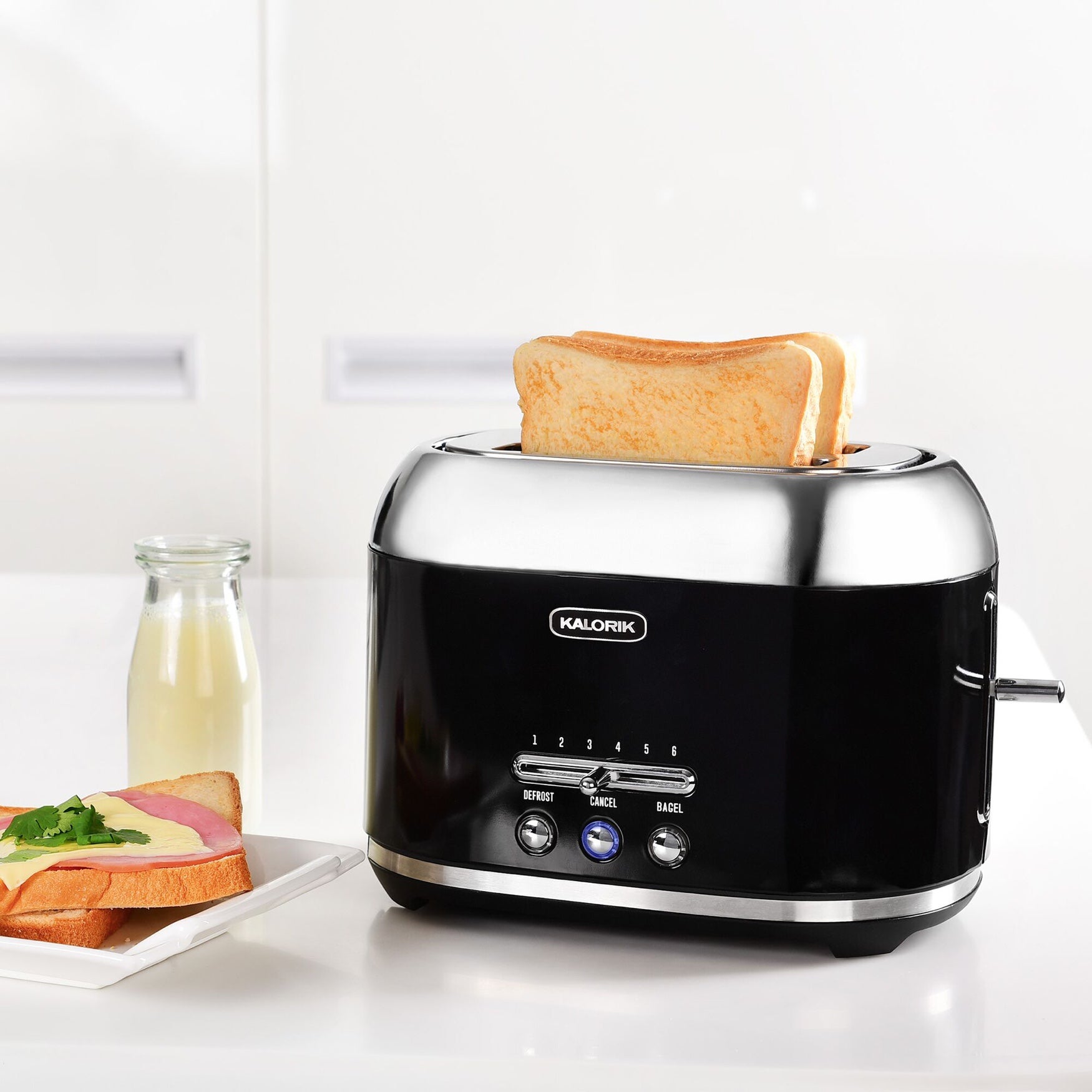 Fashionable Kalorik 2Slice Retro Toaster, Black Roaman's